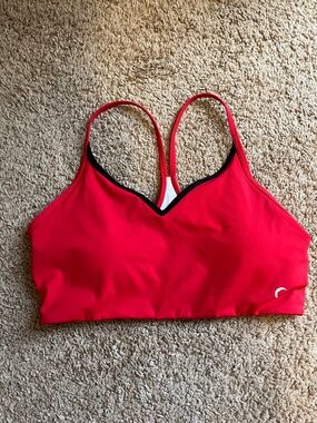Zyia  Athletic Sports Bra with Contrasting Trim